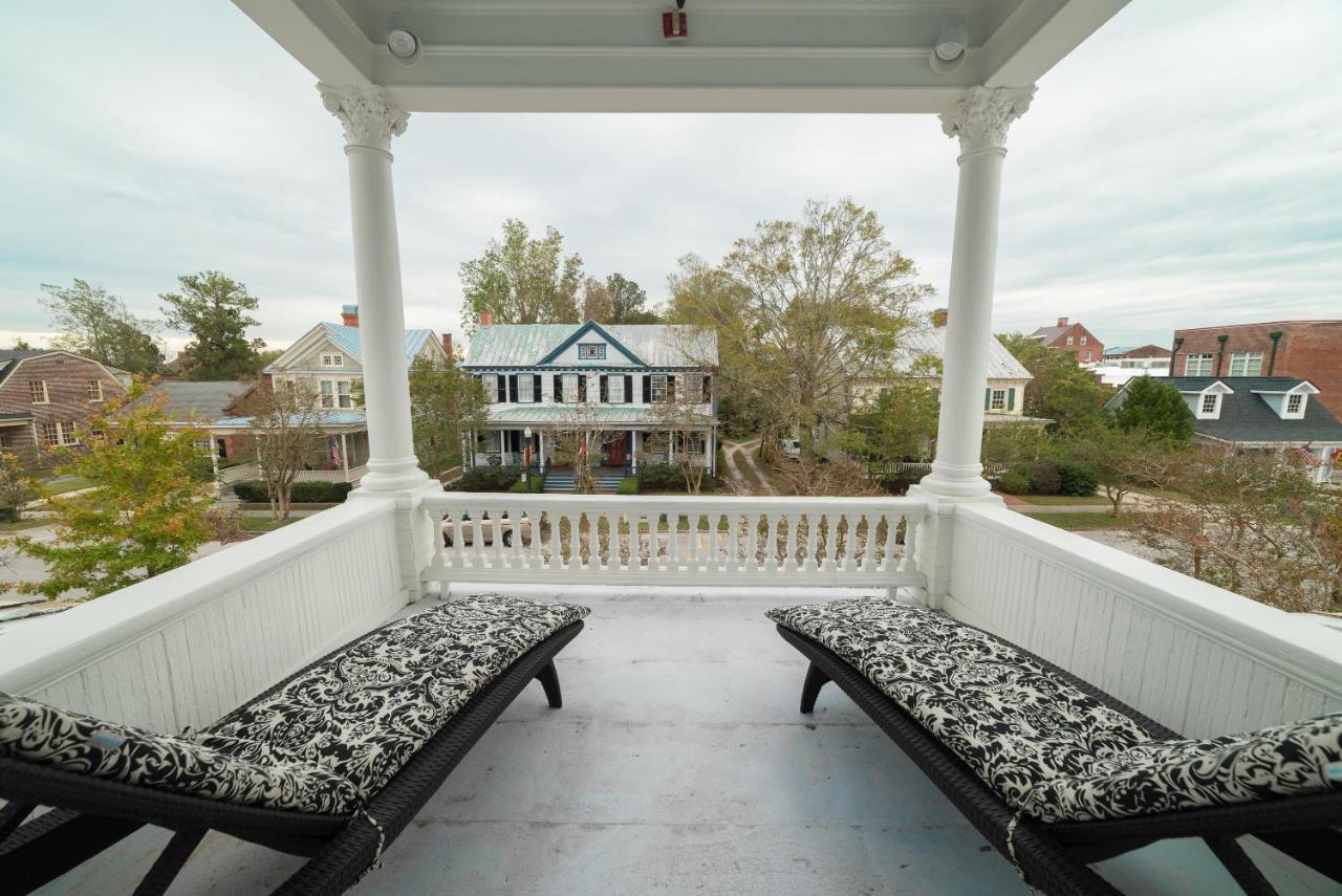Bed and Breakfast The Jarvis At 220 New Bern Exterior foto