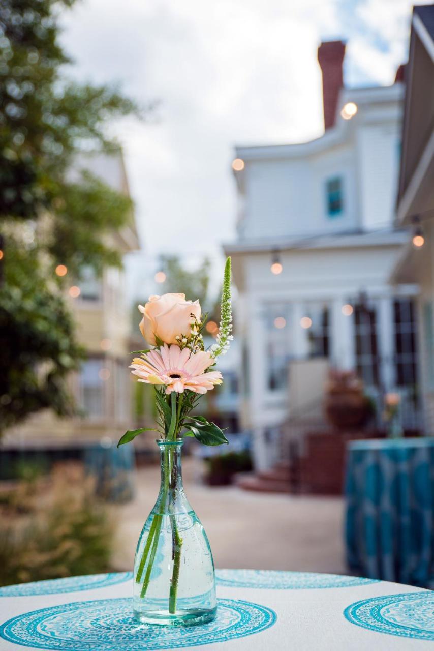 Bed and Breakfast The Jarvis At 220 New Bern Exterior foto